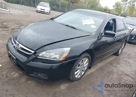2007 Honda Accord 3.0 Ex z USA, uszkodzony, nr VIN 1HGCM66577A015446
